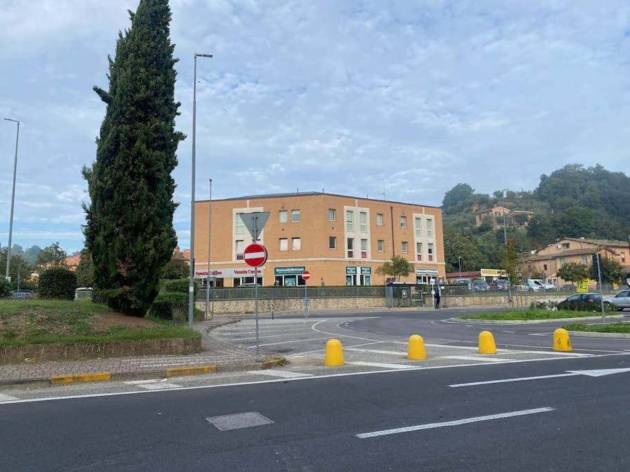 Apartment In Siena With Private Parking מראה חיצוני תמונה